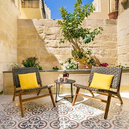 Beautiful Luxury Art Deco Townhouse Villa Sliema Bagian luar foto