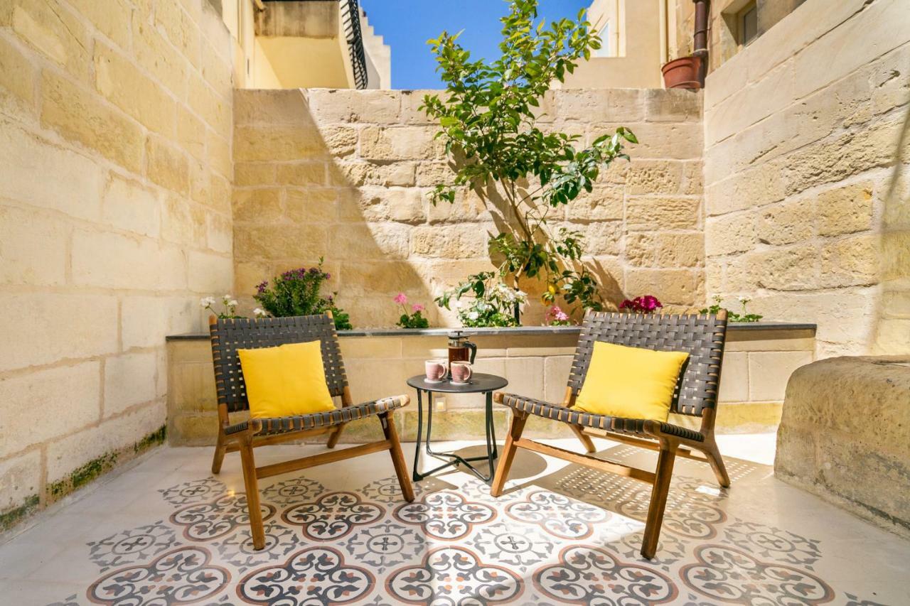 Beautiful Luxury Art Deco Townhouse Villa Sliema Bagian luar foto